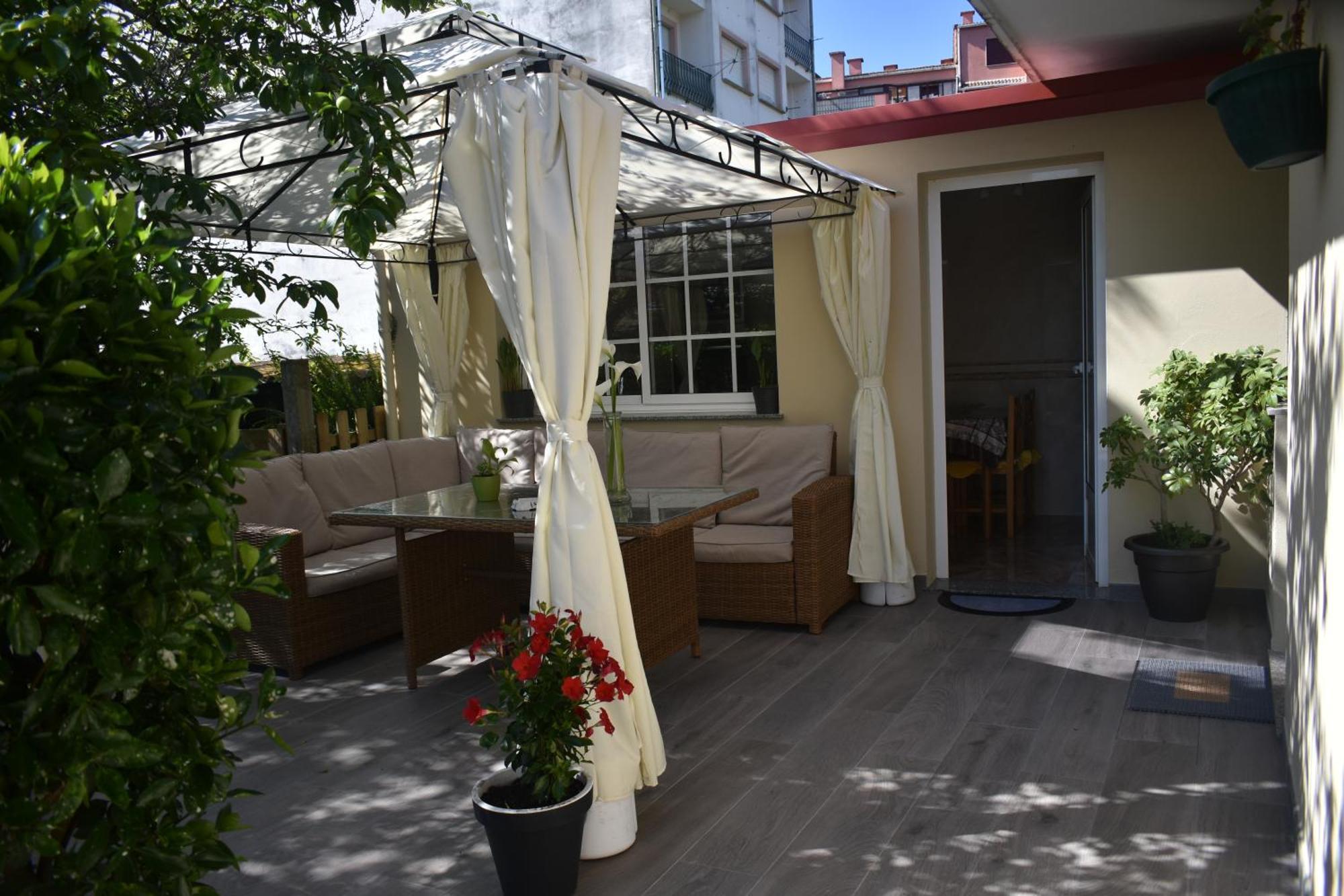 오그로브 Jardin, Terraza Y Barbacoa 아파트 외부 사진